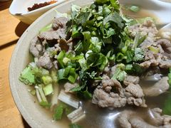 -大众跷脚牛肉馆·非遗传承单位(峨眉山店)