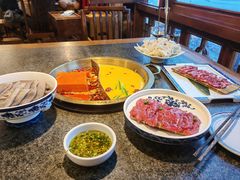 -小天鹅火锅·一线江景洪鼎旗舰店(洪崖洞店)