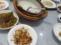 -天乐农家鱼头王(天目湖店)