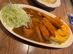 咖喱猪排蛋包饭-玛格萝妮比萨屋(陆家浜路店)