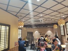 大堂-八婆婆烧仙草(曾厝垵店)