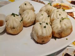 鲜肉生煎-光明邨大酒家(淮海路店)