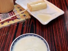 -周大娘牛乳(旧寨古村总店)