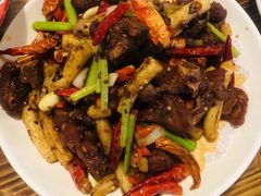 -冶建镜子·老南昌大排档·江西虾王(总店)