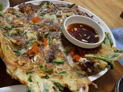 -亲昵春川鸡排(韩国美食街店)