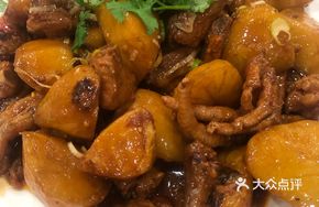 Pressure-Pot Pork Ribs and Chicken Feet