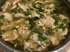 -金良酸菜鱼(宁海路总店)