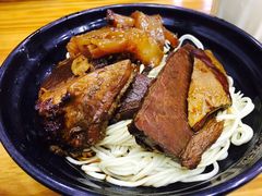 -志权牛肉面(灵山路店)
