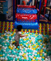 -动力星球家庭亲子游乐中心