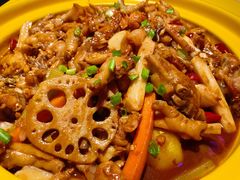 -多嘴超级肉蟹煲(杉杉国潮主题店)