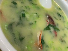 -聚汇三少·龙虾·中餐厅(莫邪路新天地店)