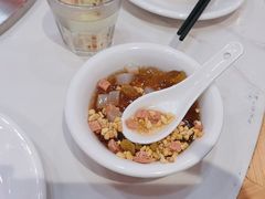 -鲁员外地锅鸡地锅鱼(龙湖江东天街店)