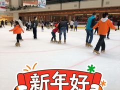 -冰纷万象滑冰场(深圳万象城店)