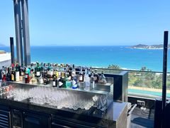 -瑰丽酒店·海吧·天际下午茶·现场DJ·天台酒吧