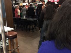 -星巴克臻选(上海中环广场2F店)