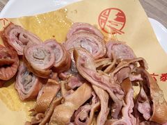 -六泰居·尔滨地标·东北菜(泰山路店)