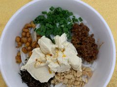 豆花拌米线-蝴蝶泉宾馆-中餐厅