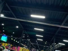 -嘿哟动霸CHUA·新潮玩运动娱乐中心·蹦床滑冰团建乐园