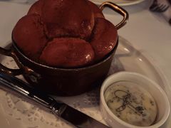 餐前面包黄油-壳里西餐厅Coquille Seafood Bistro(蒙自路店)