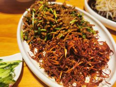 香辣肉丝-姥姥家春饼店(惠新东街店)