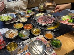 -GOGIYA·咕叽吖韩国传统烤肉店(东方新天地店)