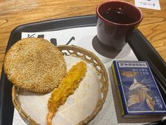 -梅龙镇广场