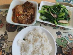 -老乡鸡(武汉中南梅苑小区地铁站店)