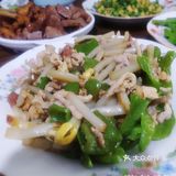 烧了半天的晚餐