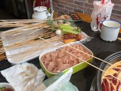 -两三事小郡肝串串香火锅(桂庙店)