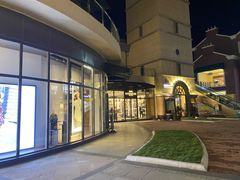 -王府井奥莱临潼小镇(临潼店)