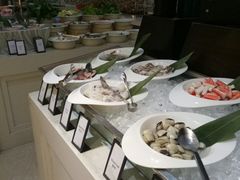 -海口绿发希尔顿酒店-田园汇自助餐·三文鱼·海鲜