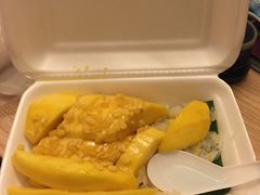 -芒果糯米饭摊子