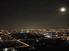 -鬼笑石后山停车场