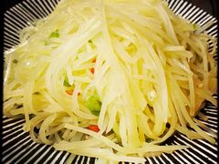 青椒土豆丝-郭记原生态烤羊腿(长宁路店)
