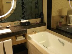 -广州花都皇冠假日酒店
