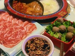 -辣莊重庆老火锅(威海高铁站韩乐坊店)