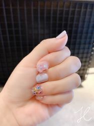-M Nails & Beauty美甲美睫美体