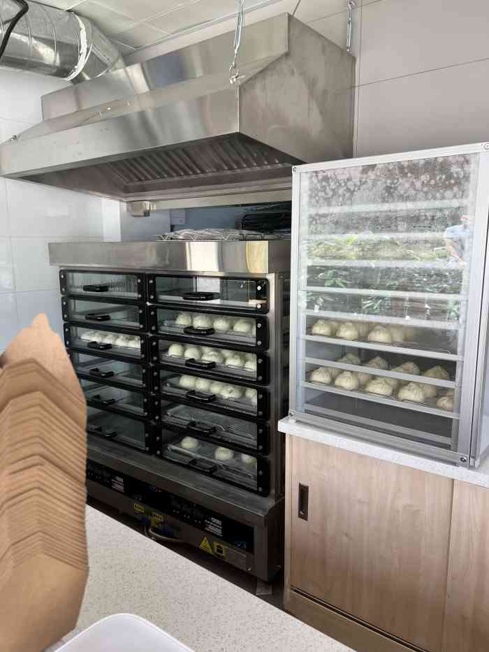 望月楼臻品-"包子是大街小巷最常见最方便的早餐之一,这.