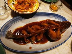 汁烧鲈鱼-那家小馆•北京菜•烤鸭(中关村店)