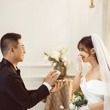 这组室内婚纱照简直是美到发光了