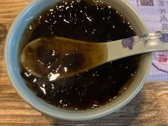 黑白凉粉-柳石居柳州螺蛳粉(万达店)