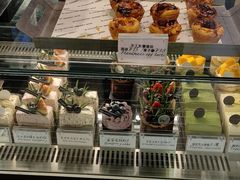 -W COLLECTIVE  DESSERT SHOP