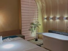 -快乐大桶水养生足浴SPA(前兴路店)