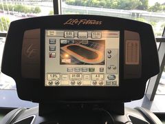 -海河假日酒店·游泳馆