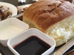 蓝莓酱-诺敏塔拉奶茶-布里亚特包子-手把肉(锦都会店)