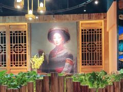 -老滇山寨•云南特色菜•地方菜•民族风情歌舞表演(金碧店)