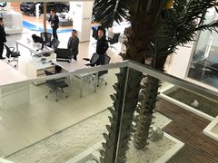 -上海宝宁宝马4S店