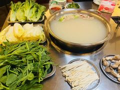 -巴山一绝烤全羊(三圣乡刘家花园店)