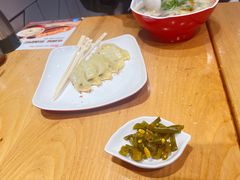 -肥叔锅贴(港澳广场店)