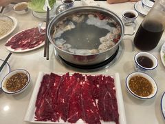 -唔品潮汕自助牛肉火锅(洪文店)